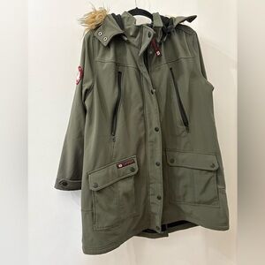 Canada weather Gear women’s winter coat  with Fur Hood - size 2X - army green